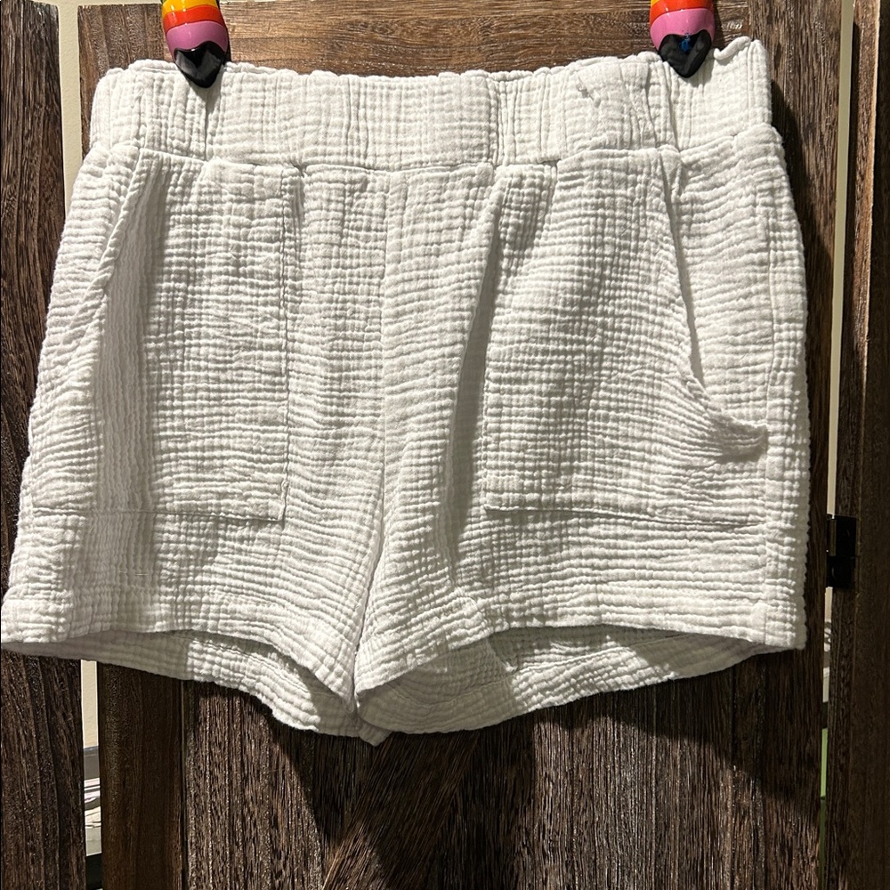 Indigo Rein White Textured Shorts